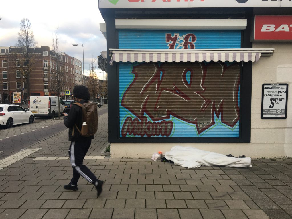 Winkels dicht in Amsterdam Oost tijdens lockdown